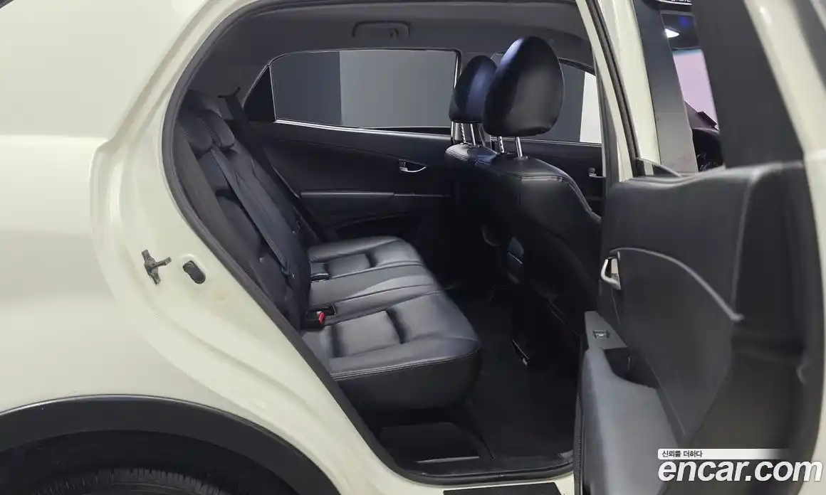 SsangYong Korando 2013 2.0 автомат (гидро), фото 18