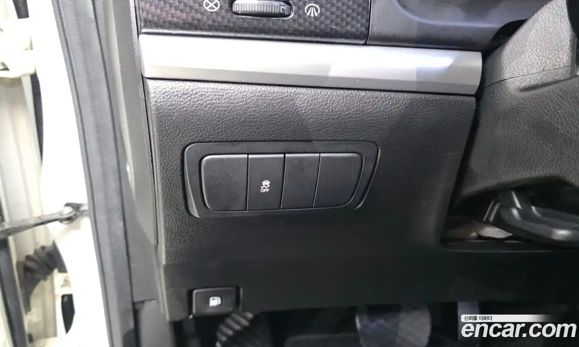 SsangYong Korando 2013 2.0 автомат (гидро), фото 20