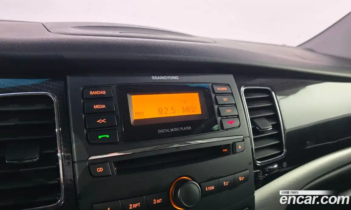 SsangYong Korando 2013 2.0 автомат (гидро), фото 23