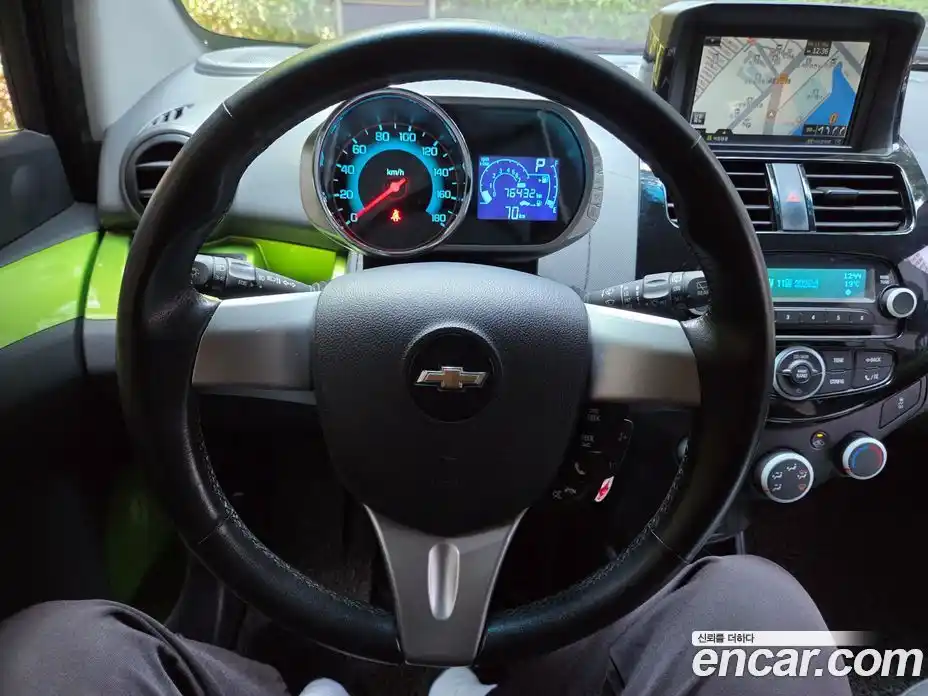 Chevrolet Spark 2015 1.0 автомат (гидро), фото 12