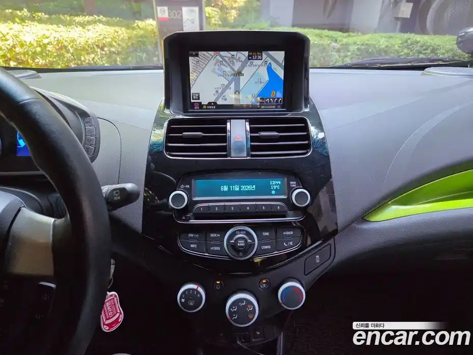 Chevrolet Spark 2015 1.0 автомат (гидро), фото 14