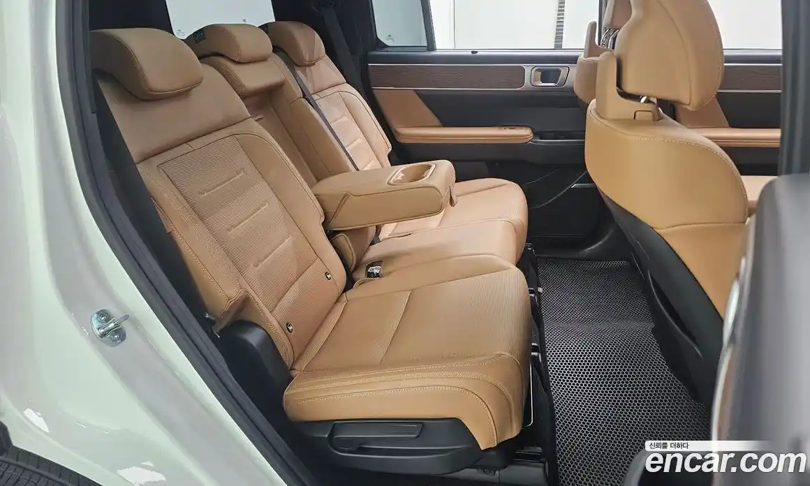 Hyundai Santa Fe 2024 1.6 автомат (гидро), фото 18