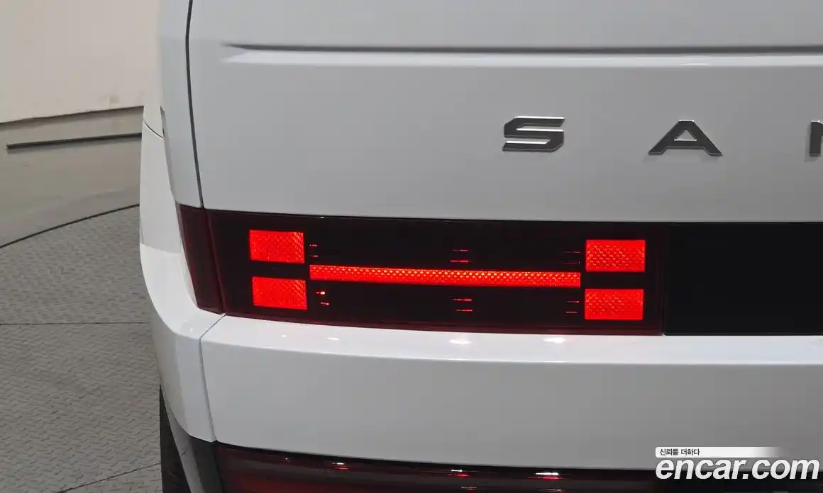 Hyundai Santa Fe 2024 1.6 автомат (гидро), фото 9