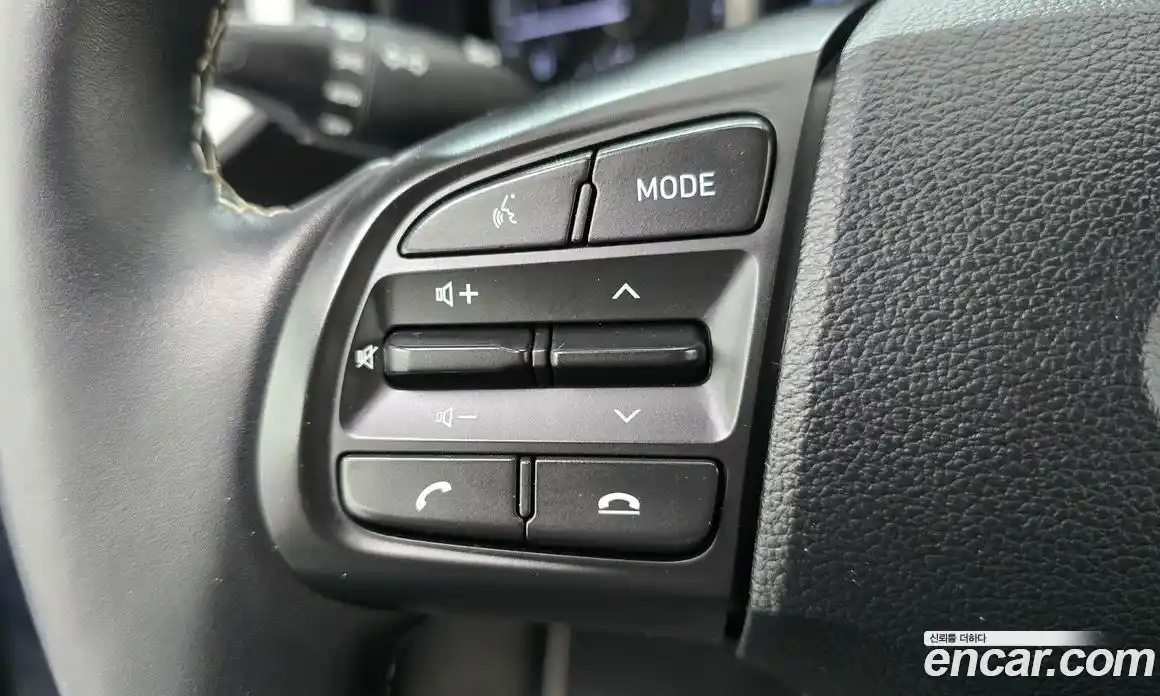 Hyundai Venue 2020 1.6 автомат (гидро), фото 30