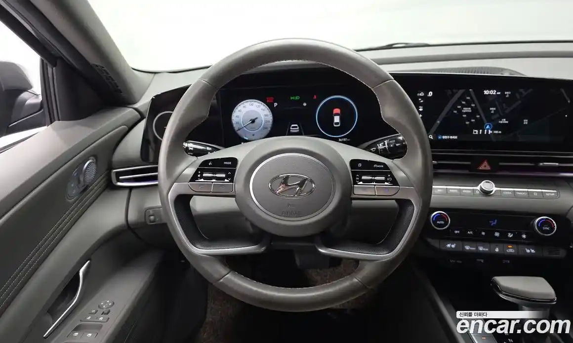 Hyundai Avante 2022 1.6 автомат (гидро), фото 19