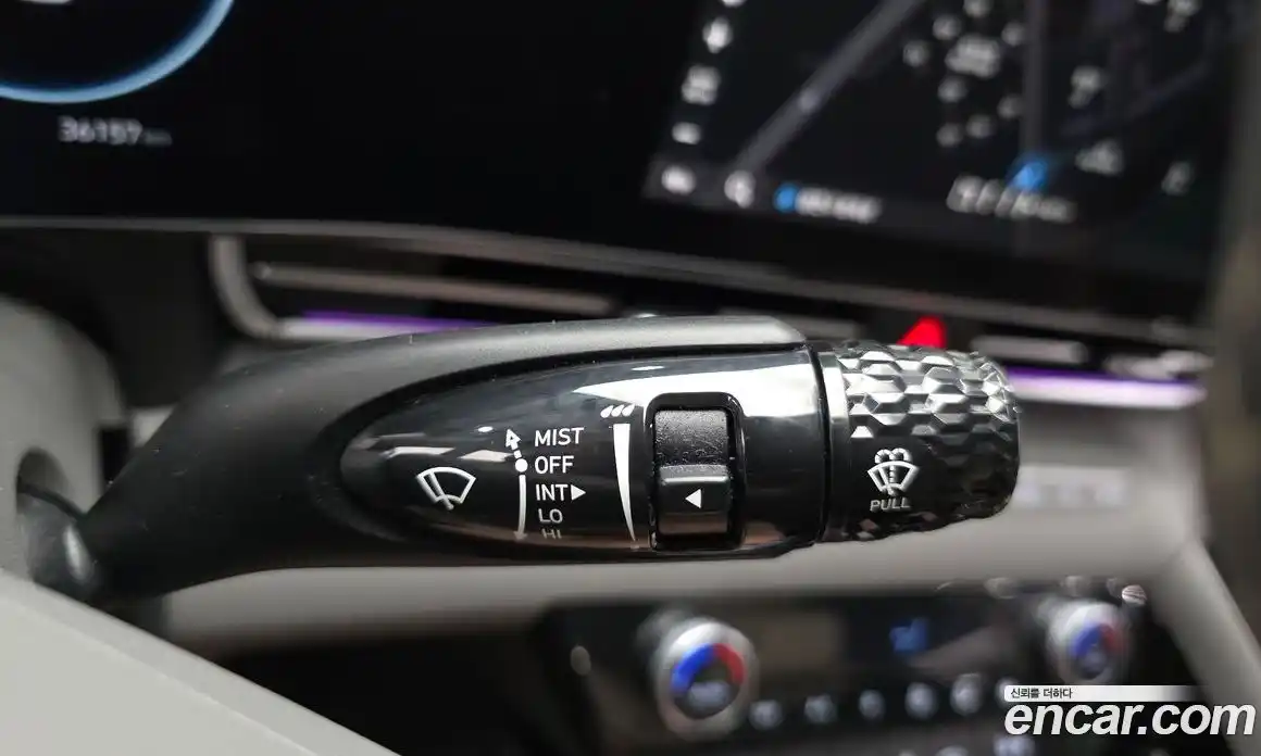 Hyundai Avante 2022 1.6 автомат (гидро), фото 27