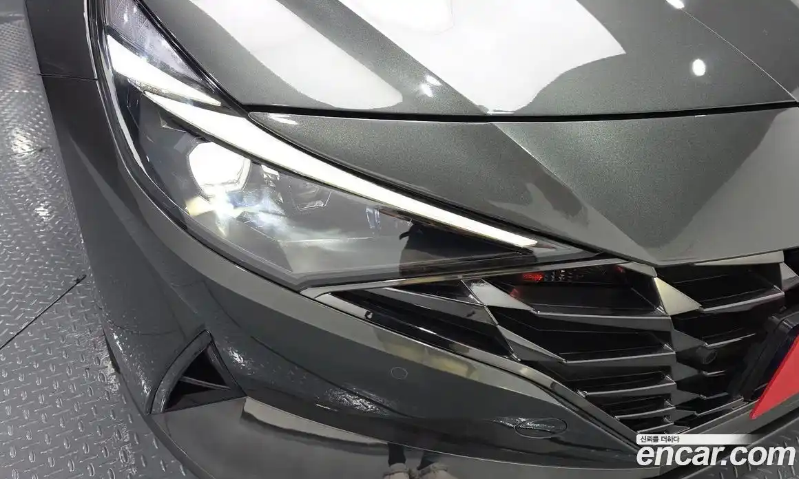 Hyundai Avante 2022 1.6 автомат (гидро), фото 8