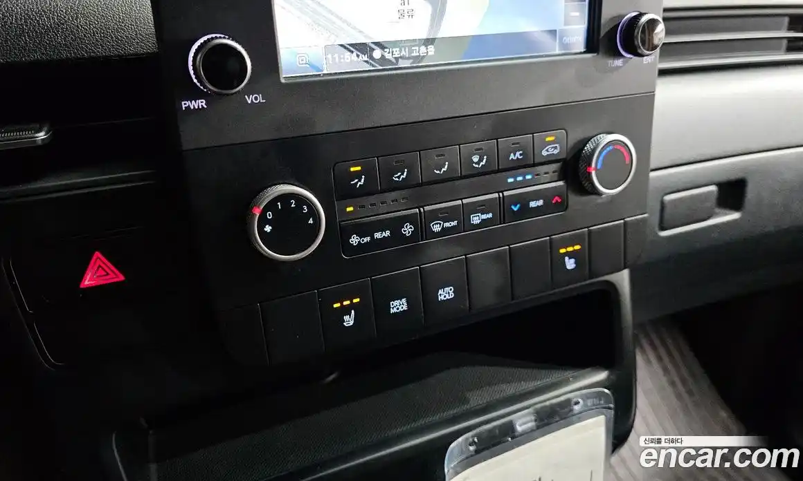 Hyundai Staria 2022 2.2 автомат (гидро), фото 19