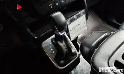Hyundai Staria 2022 2.2 автомат (гидро), миниатюра 9