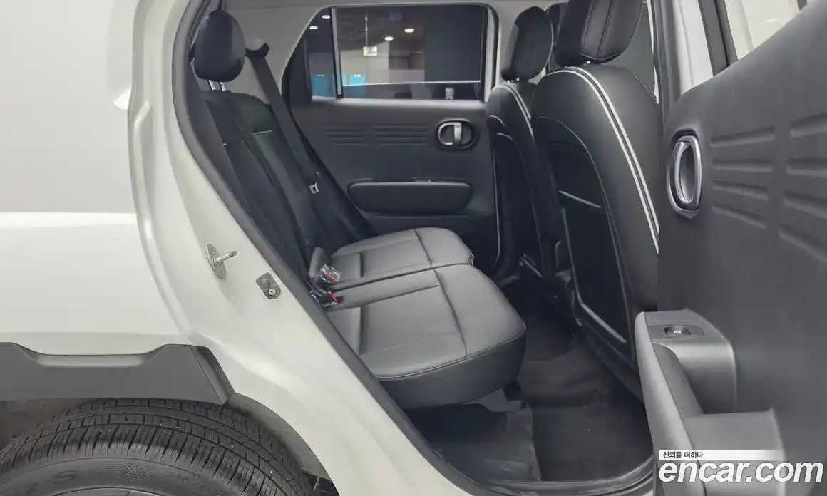 Hyundai Casper 2023 1.0 автомат (гидро), фото 12