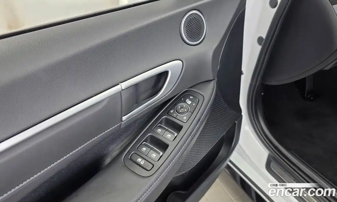 Hyundai Sonata 2025 2.0 автомат (гидро), фото 29