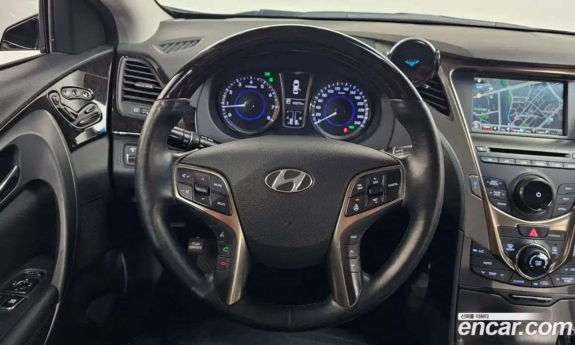 Hyundai Grandeur 2013 3.0 автомат (гидро), фото 19