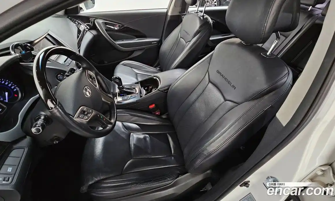 Hyundai Grandeur 2013 3.0 автомат (гидро), фото 24