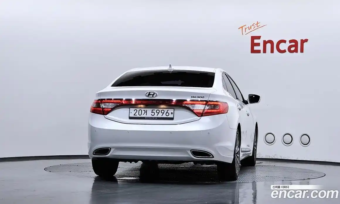 Hyundai Grandeur 2013 3.0 автомат (гидро), фото 4