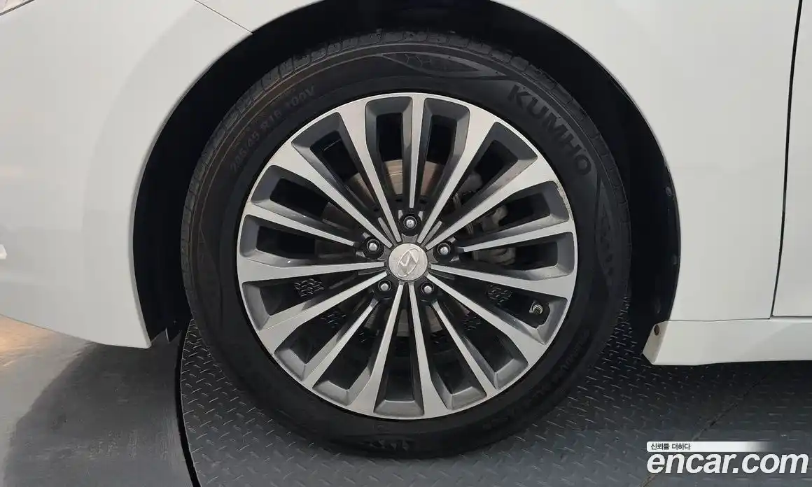 Hyundai Grandeur 2013 3.0 автомат (гидро), фото 5