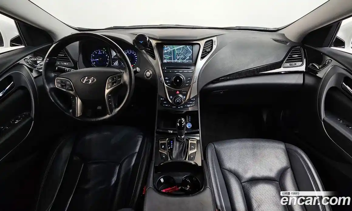 Hyundai Grandeur 2013 3.0 автомат (гидро), фото 10