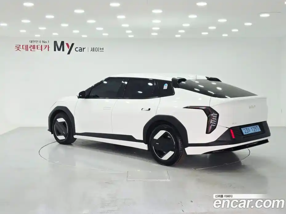 Kia EV4 2025 автомат (гидро), фото 3