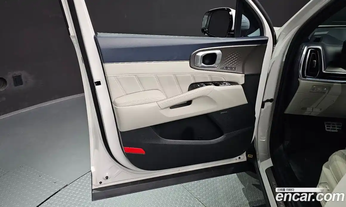 Kia Sorento 2025 1.6 автомат (гидро), фото 13