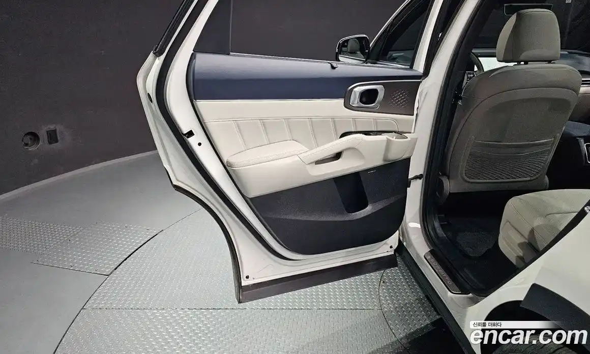 Kia Sorento 2025 1.6 автомат (гидро), фото 14