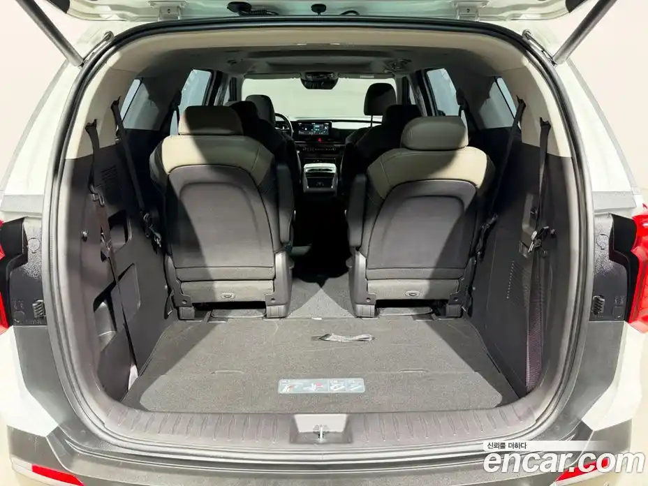 Kia Carnival 2024 3.5 автомат (гидро), фото 11