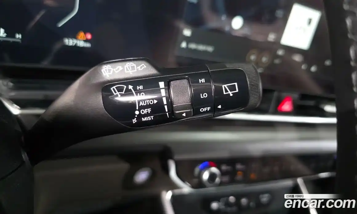 Kia Carnival 2024 3.5 автомат (гидро), фото 29