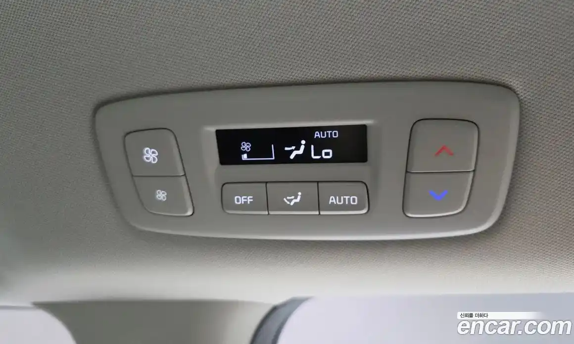Kia Carnival 2024 3.5 автомат (гидро), фото 33