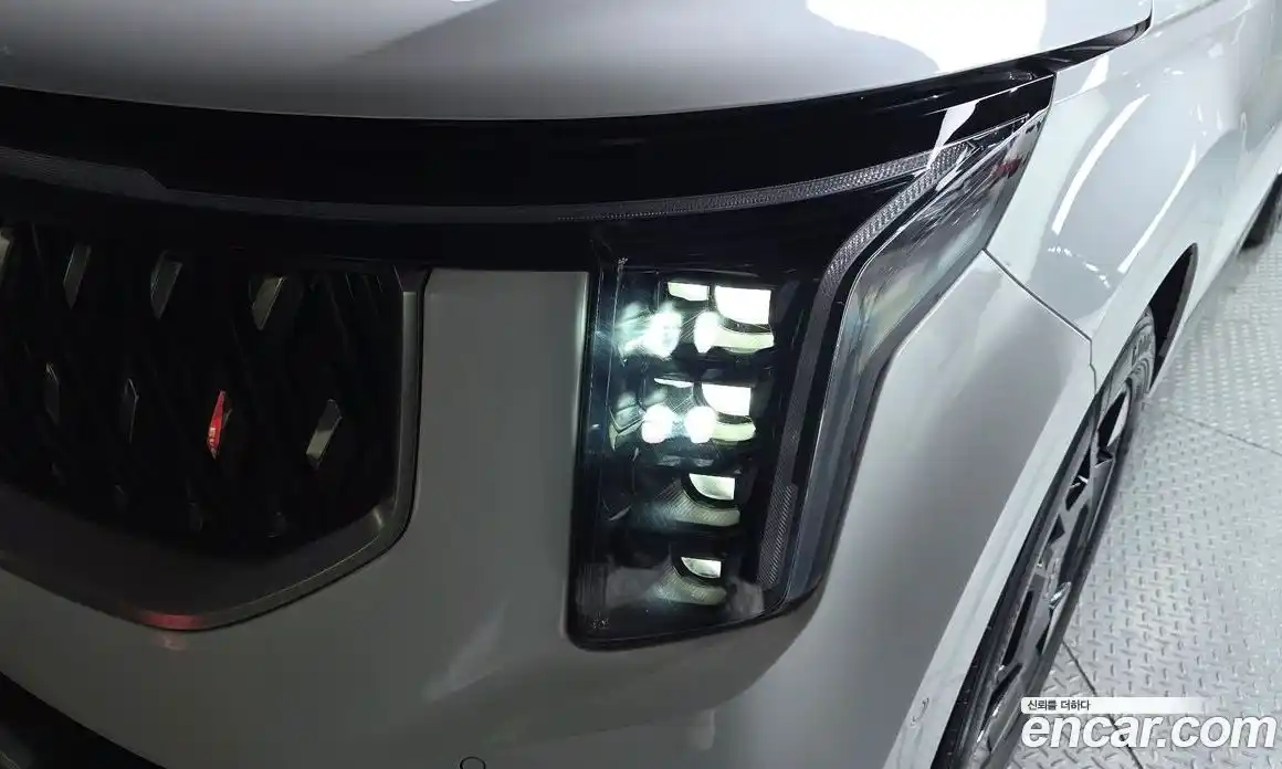 Kia Carnival 2024 3.5 автомат (гидро), фото 8