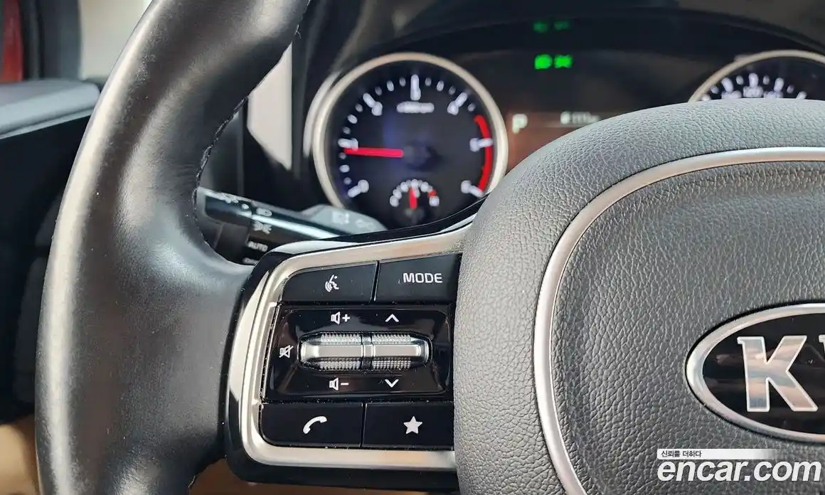 Kia Carnival 2021 2.2 автомат (гидро), фото 23