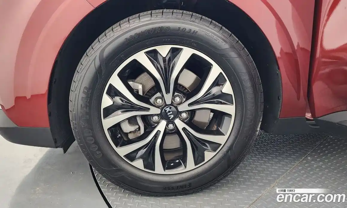 Kia Carnival 2021 2.2 автомат (гидро), фото 5
