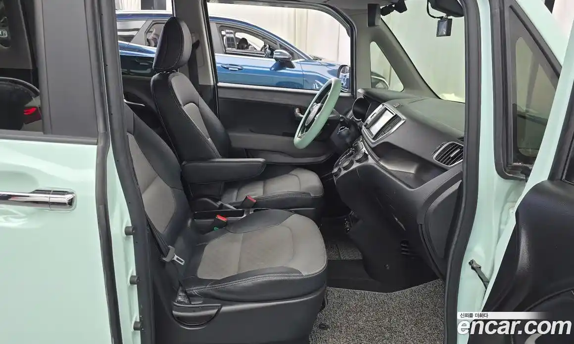 Kia Ray 2022 1.0 автомат (гидро), фото 16