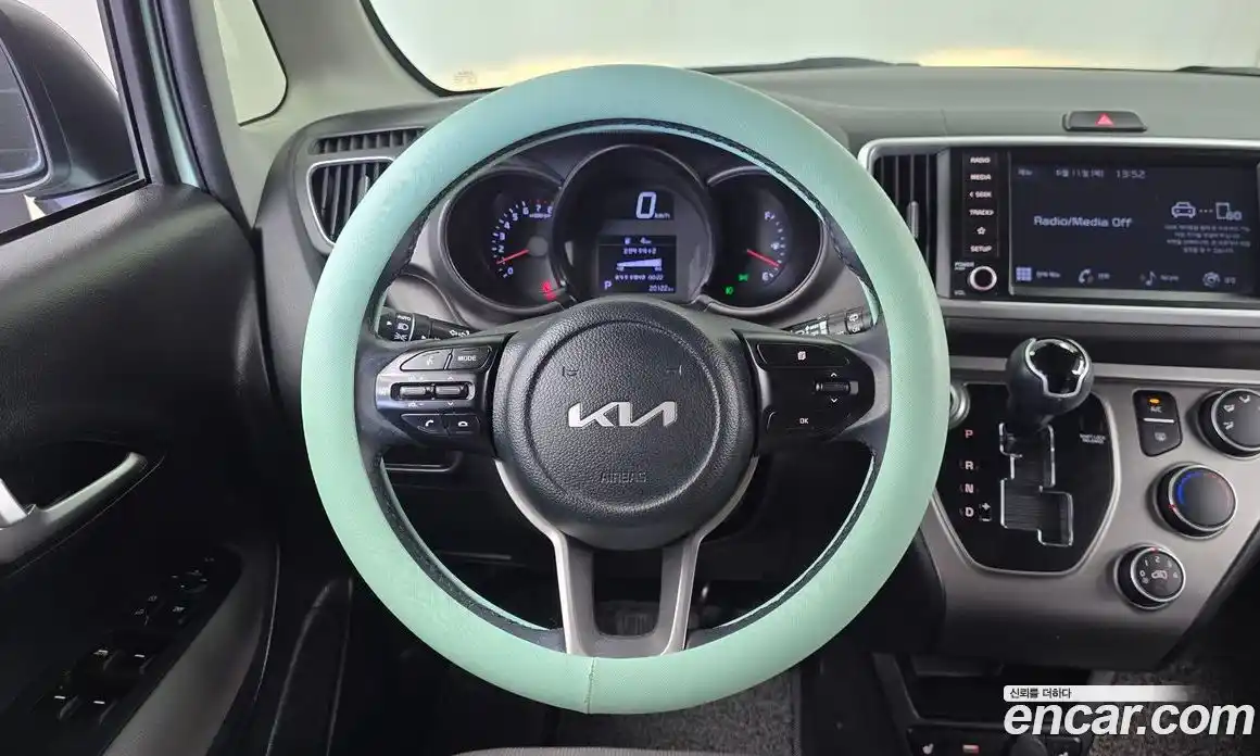 Kia Ray 2022 1.0 автомат (гидро), фото 18