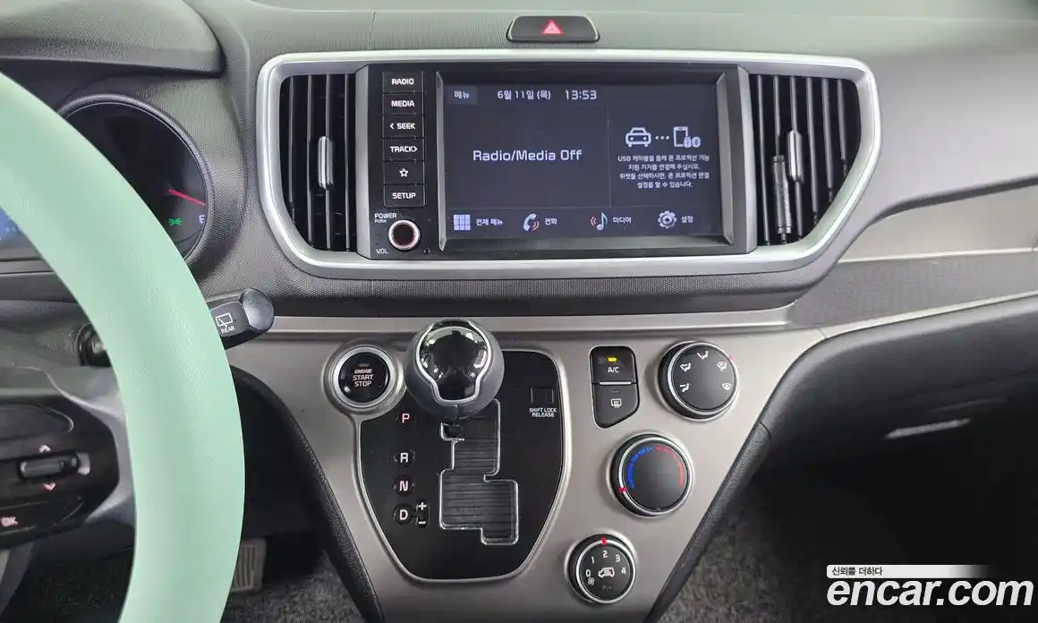 Kia Ray 2022 1.0 автомат (гидро), фото 22