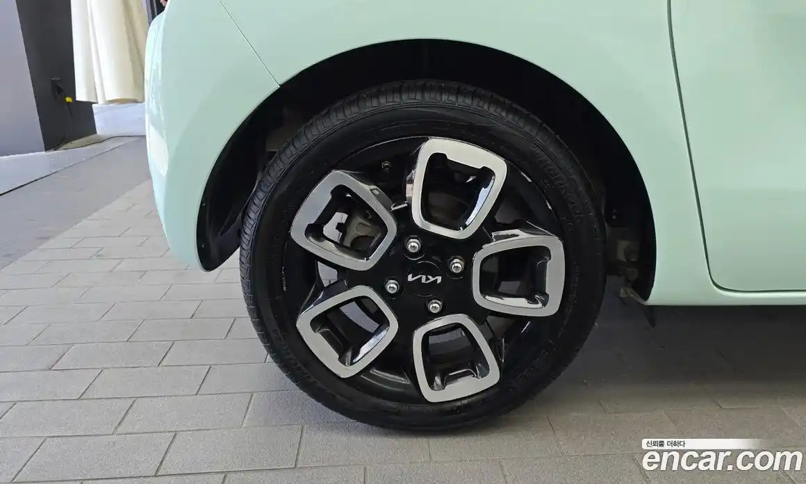 Kia Ray 2022 1.0 автомат (гидро), фото 5