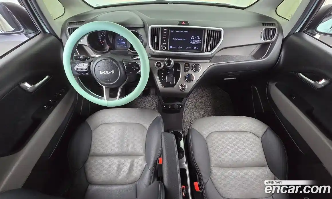 Kia Ray 2022 1.0 автомат (гидро), фото 10