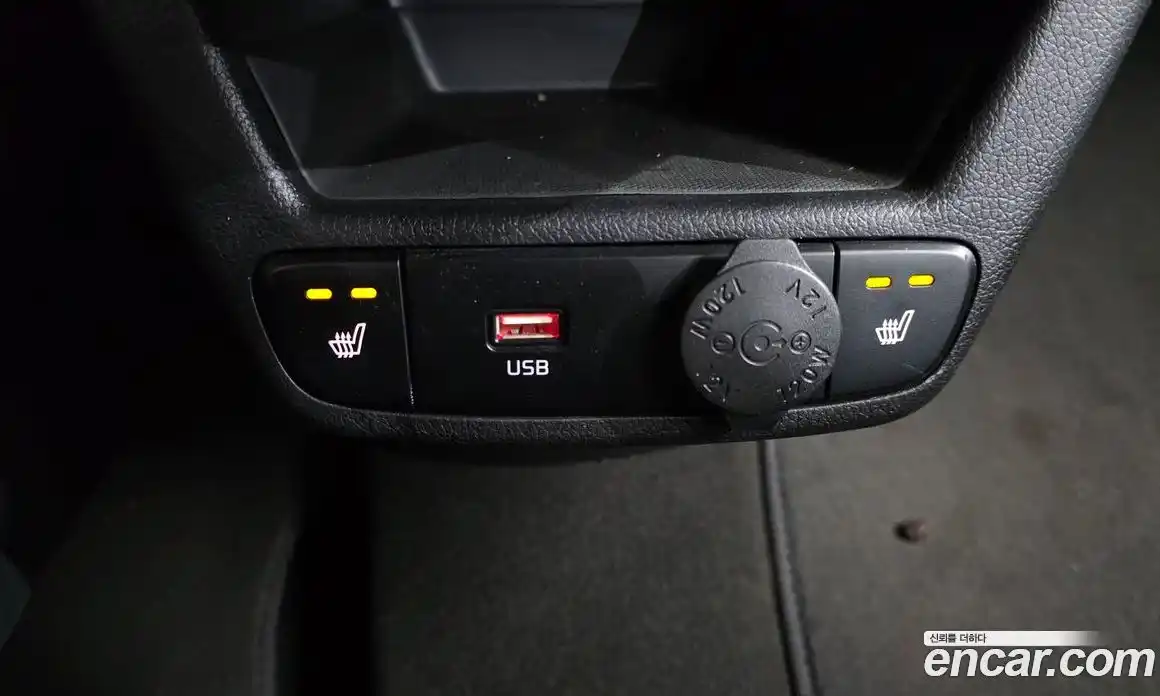 Kia Ray 2020 1.0 автомат (гидро), фото 18