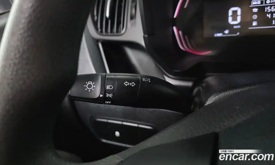 Kia Ray 2023 1.0 автомат (гидро), фото 21