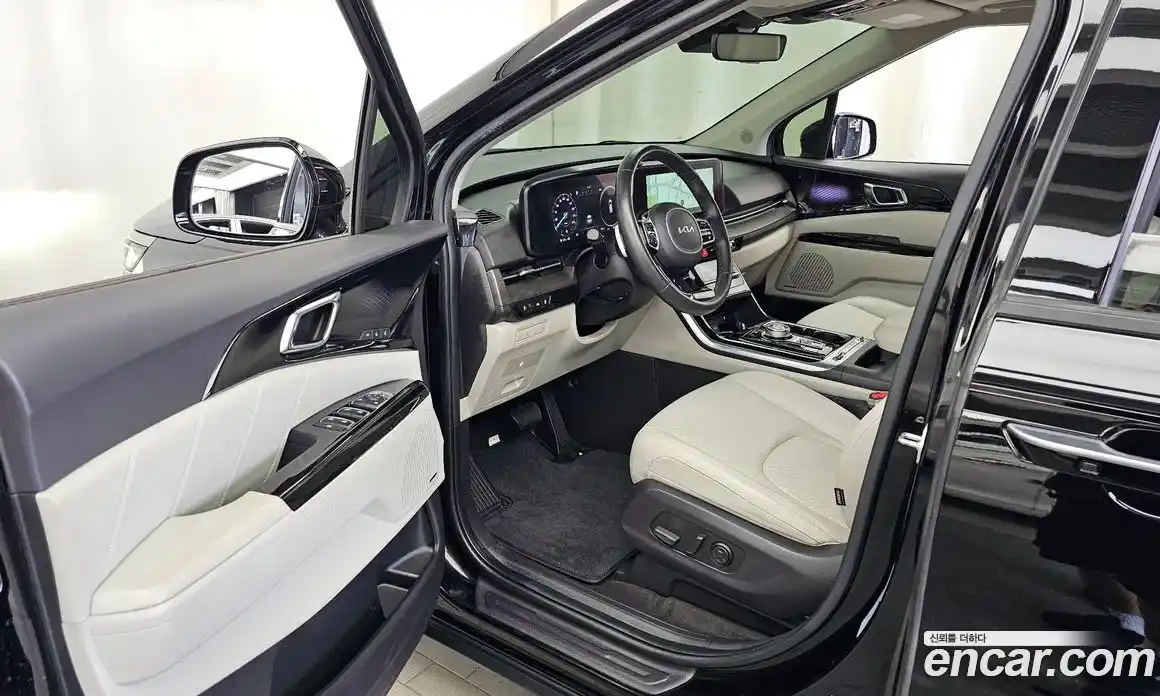 Kia Carnival 2023 3.5 автомат (гидро), фото 13