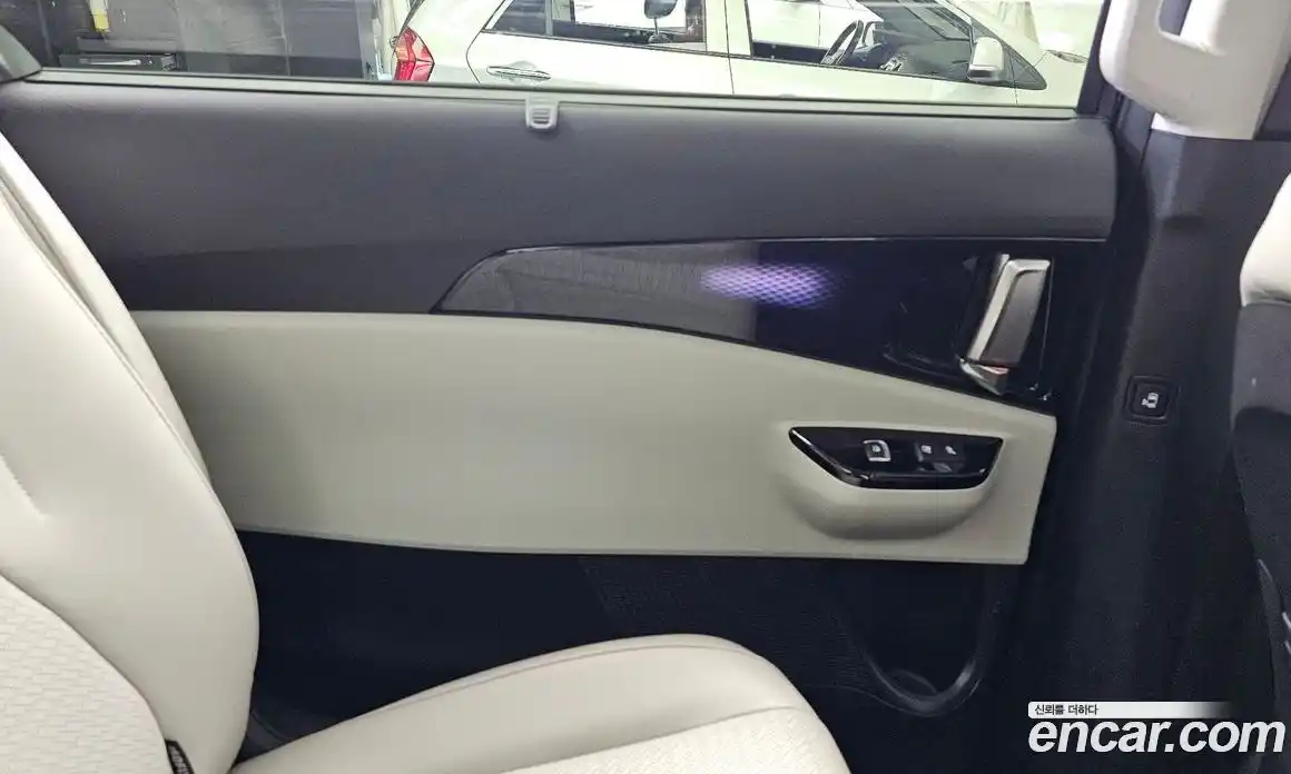 Kia Carnival 2023 3.5 автомат (гидро), фото 15