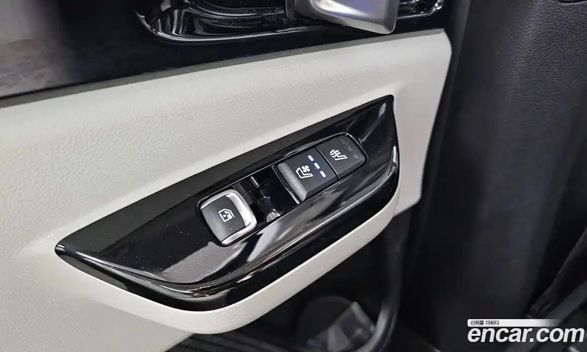 Kia Carnival 2023 3.5 автомат (гидро), фото 25