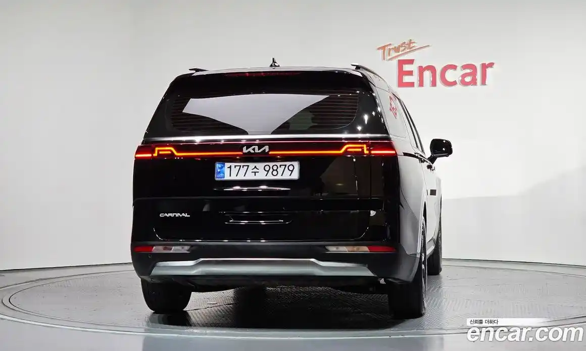 Kia Carnival 2023 3.5 автомат (гидро), фото 4