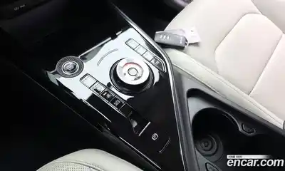 Kia Niro 2024 1.6 автомат (гидро), миниатюра 11