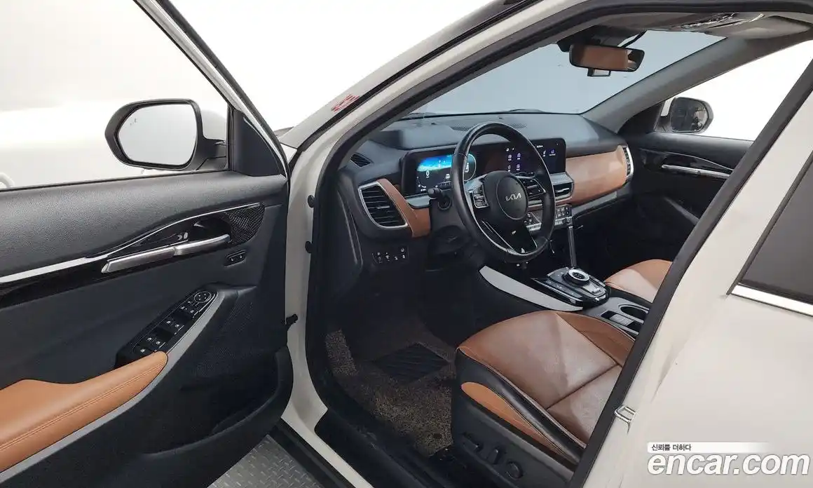 Kia Seltos 2023 1.6 автомат (гидро), фото 13