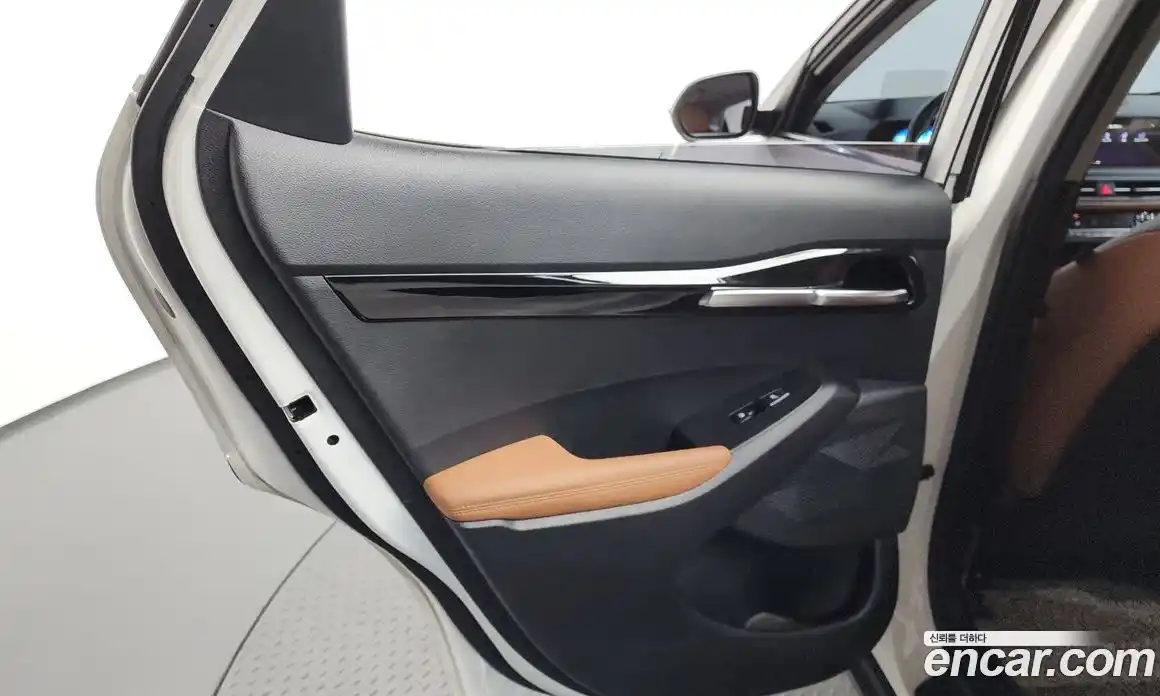 Kia Seltos 2023 1.6 автомат (гидро), фото 15