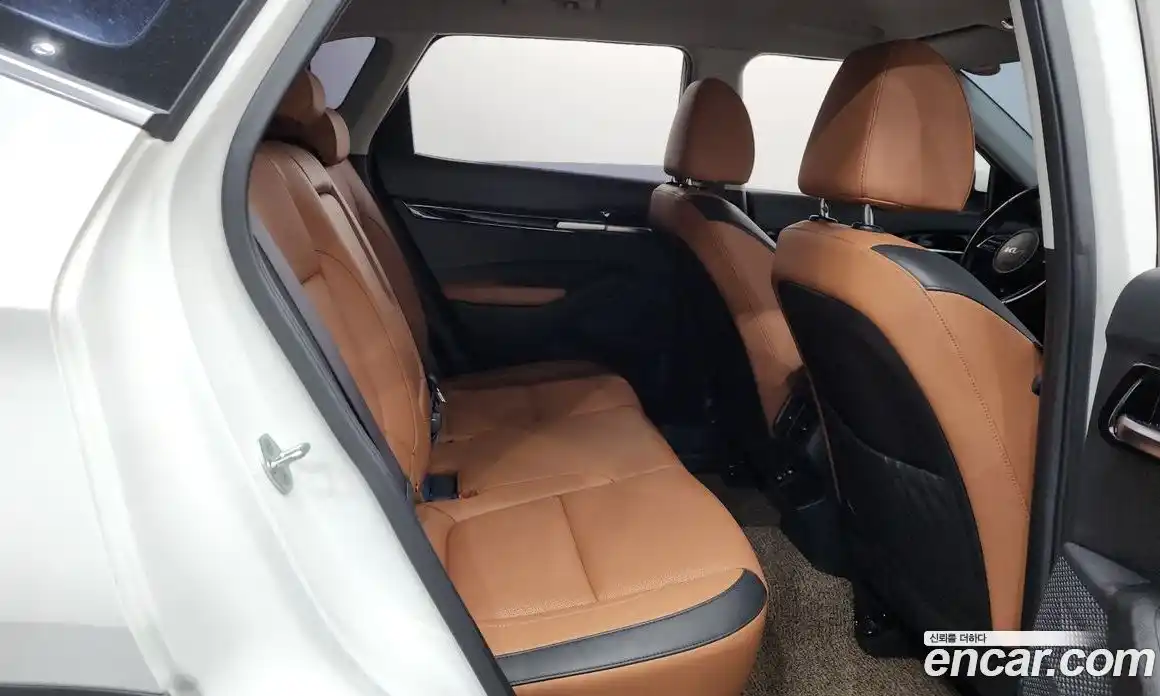 Kia Seltos 2023 1.6 автомат (гидро), фото 18