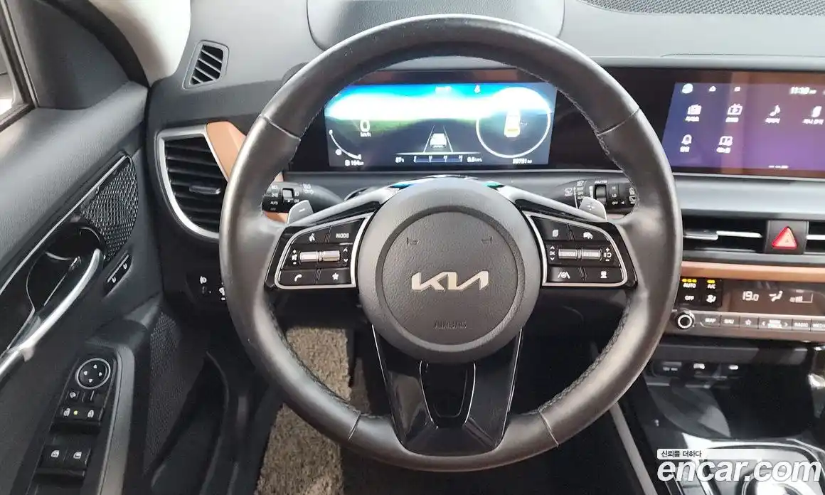 Kia Seltos 2023 1.6 автомат (гидро), фото 20