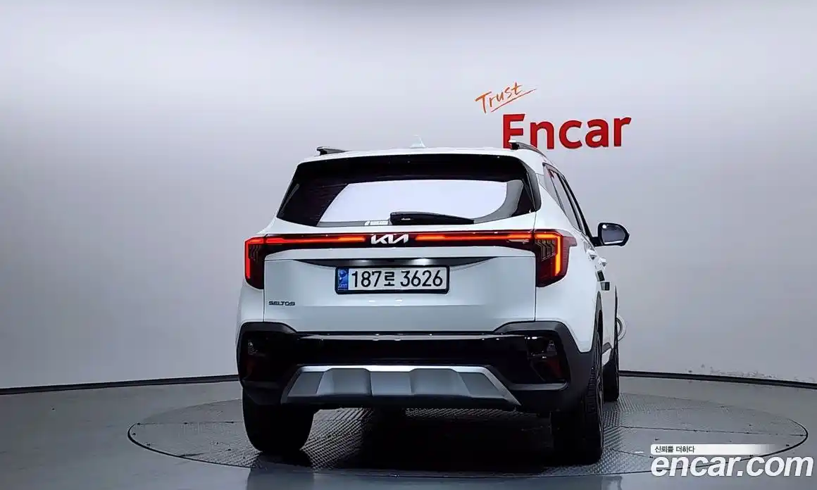 Kia Seltos 2023 1.6 автомат (гидро), фото 4