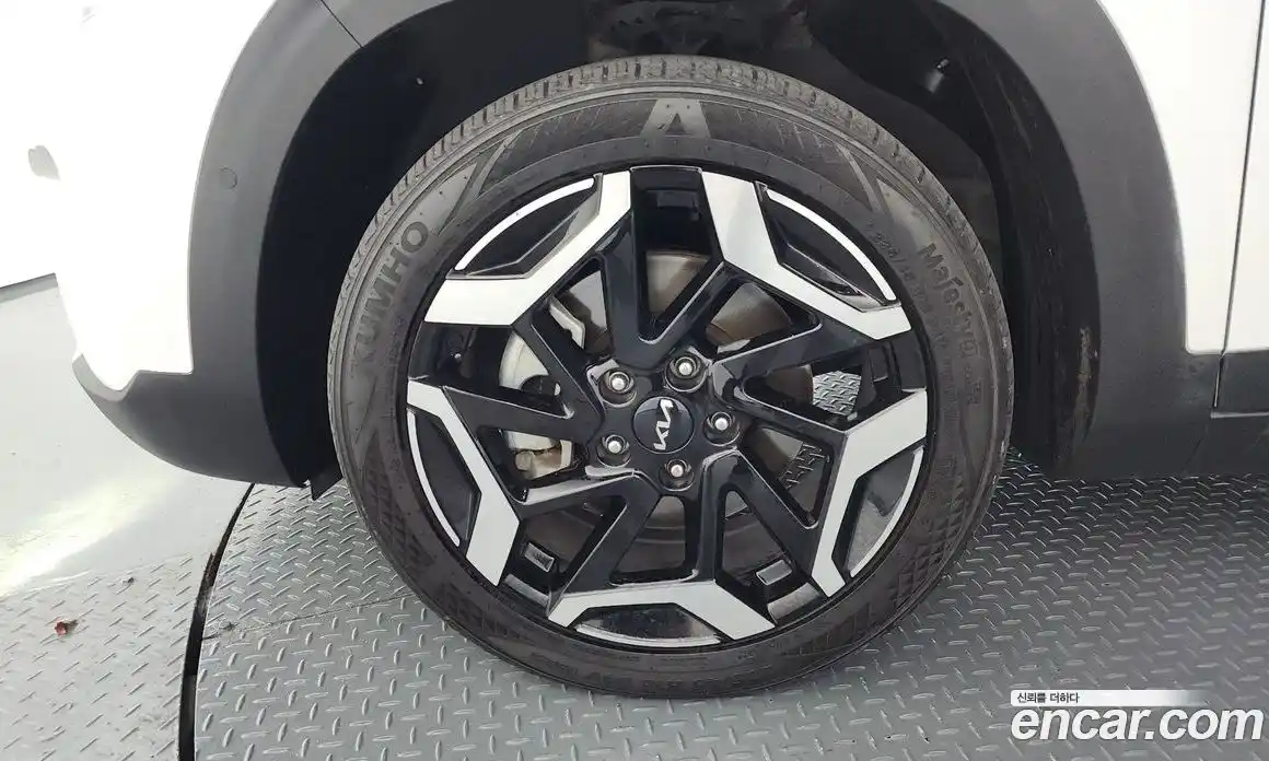 Kia Seltos 2023 1.6 автомат (гидро), фото 5