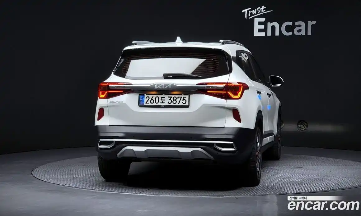 Kia Seltos 2022 1.6 автомат (гидро), фото 4
