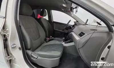 Kia Morning 2011 1.0 автомат (гидро), миниатюра 10