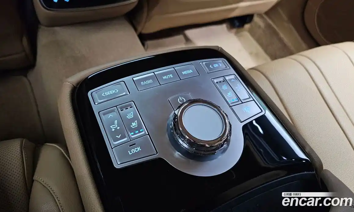 Genesis G80 2025 2.5 автомат (гидро), фото 25